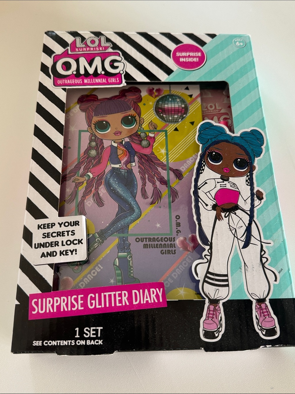 L.O.L. Surprise! Glitter Diary in Pink and Aqua